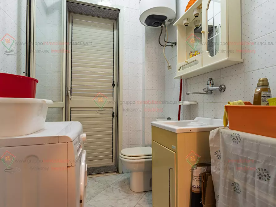 Immagine 14 di Villa in vendita  a Siracusa