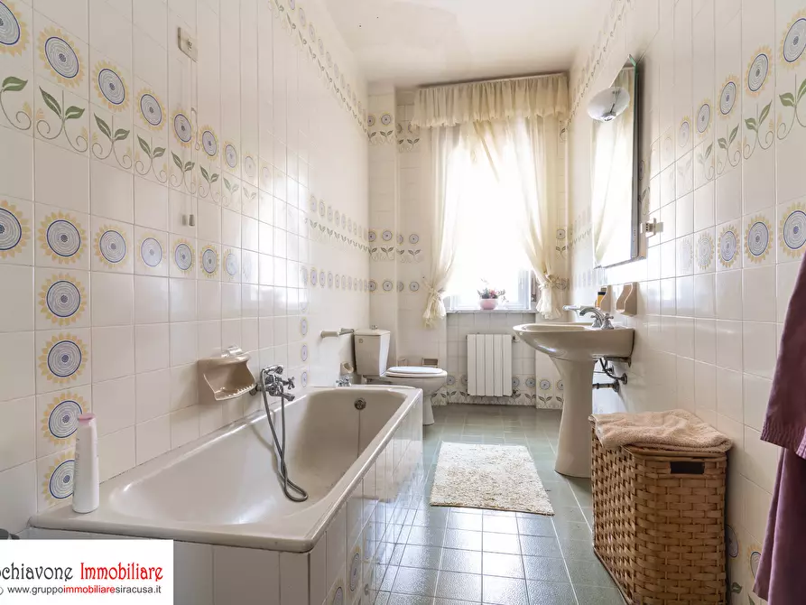 Immagine 12 di Appartamento in vendita  a Siracusa