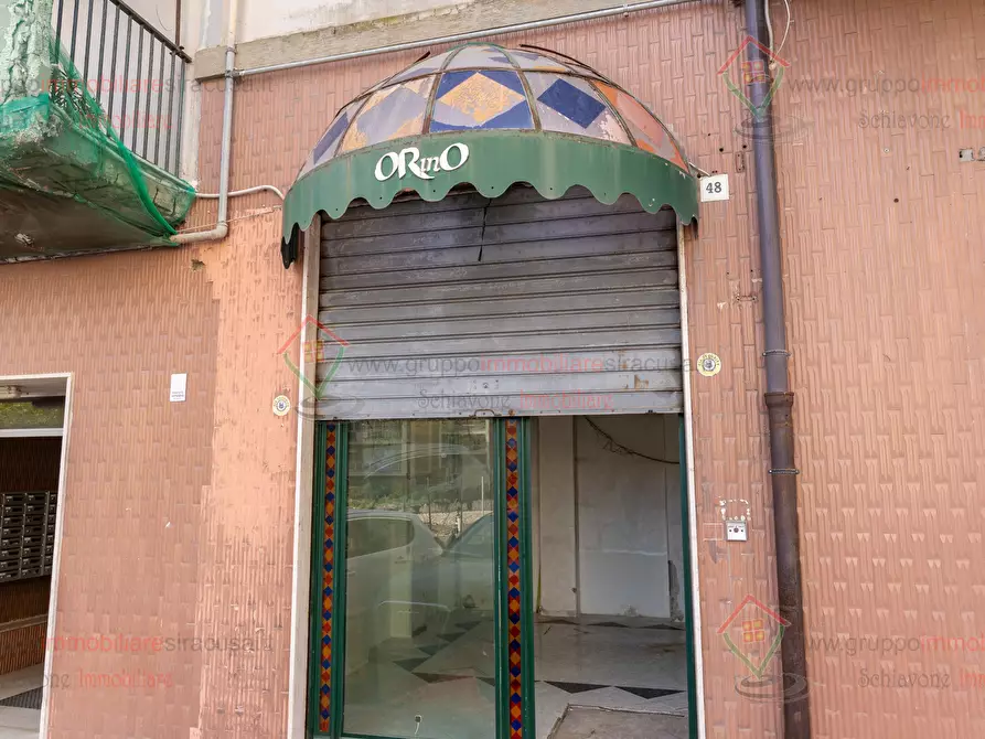 Immagine 14 di Locale commerciale in vendita  a Siracusa