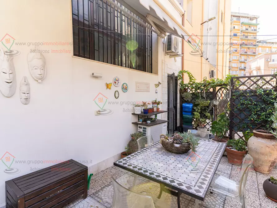 Immagine 38 di Casa indipendente in vendita  a Siracusa