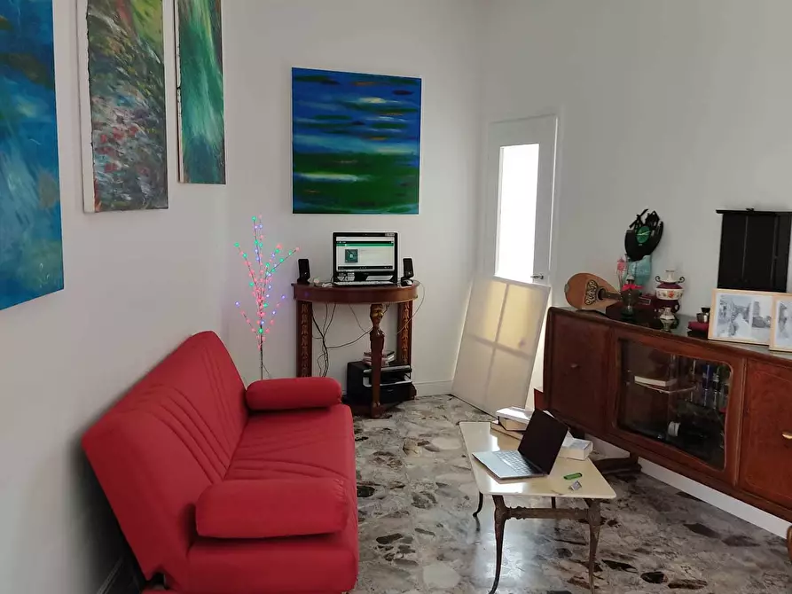 Immagine 10 di Quadrilocale in affitto  a Siracusa