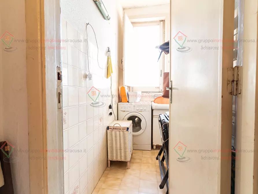 Immagine 12 di Trilocale in vendita  a Siracusa