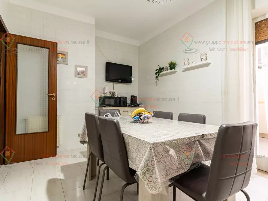 Immagine 9 di Pentalocale in vendita  a Siracusa