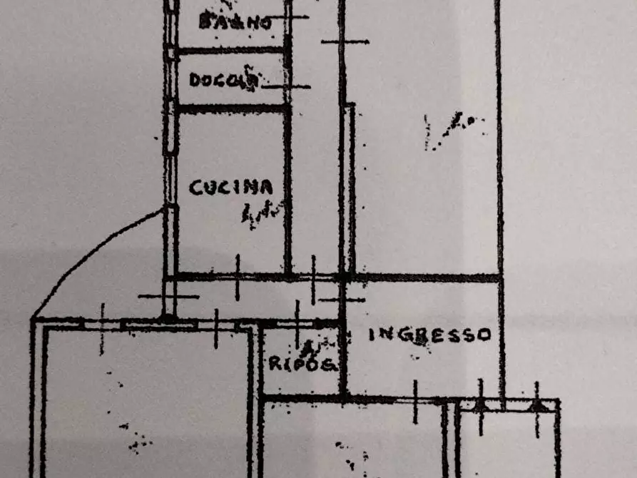 Immagine 31 di Pentalocale in vendita  a Siracusa