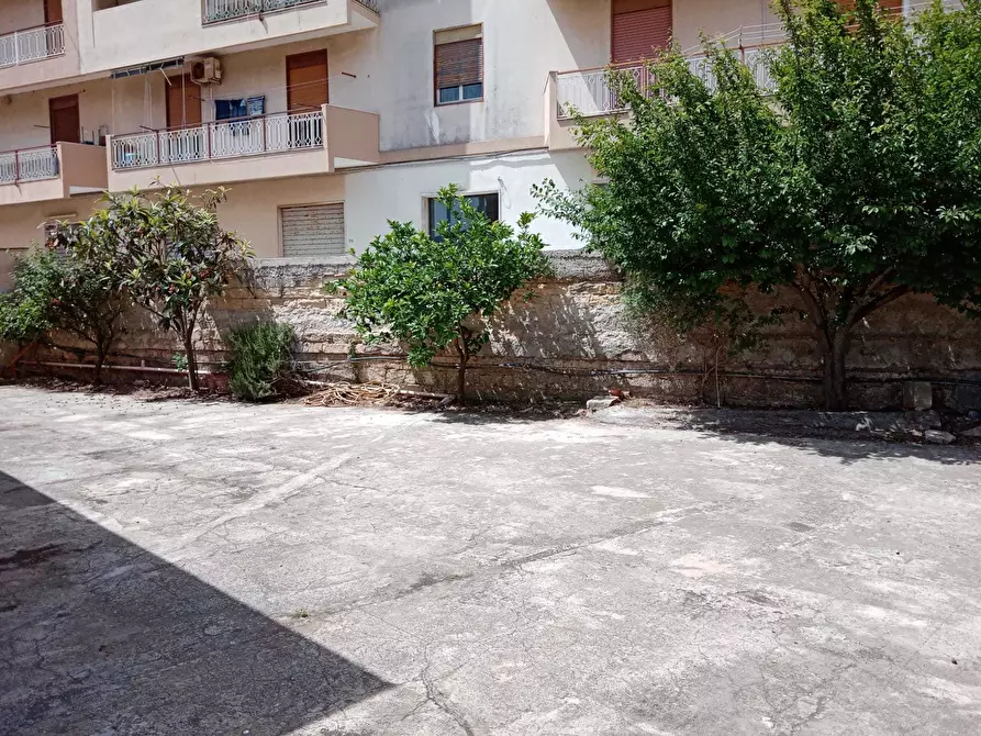 Immagine 73 di Terratetto in vendita  a Siracusa