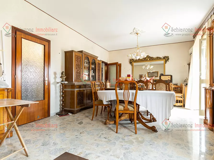 Immagine 10 di Pentalocale in vendita  a Siracusa