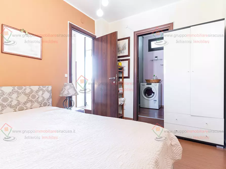 Immagine 28 di Casa indipendente in vendita  a Siracusa