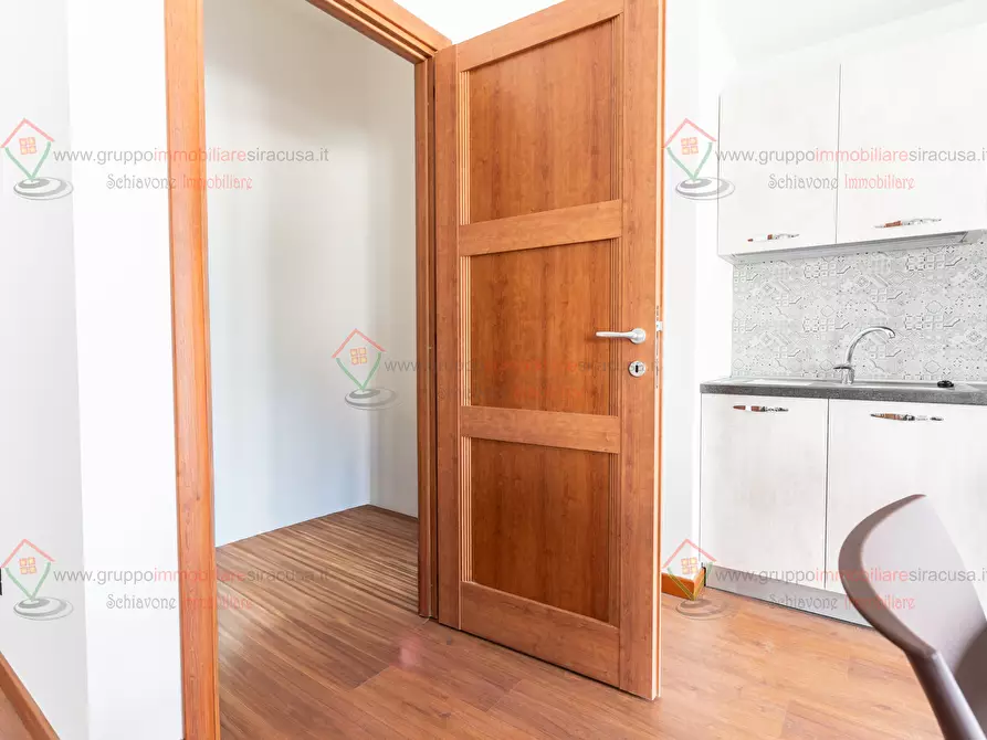 Immagine 13 di Appartamento in affitto  a Siracusa