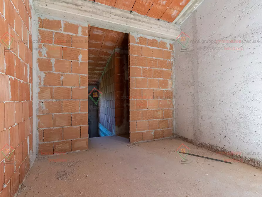 Immagine 19 di Casa bifamiliare in vendita  a Siracusa