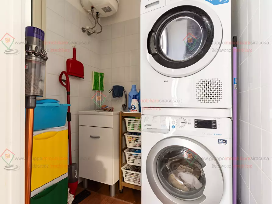 Immagine 13 di Casa bifamiliare in vendita  a Siracusa