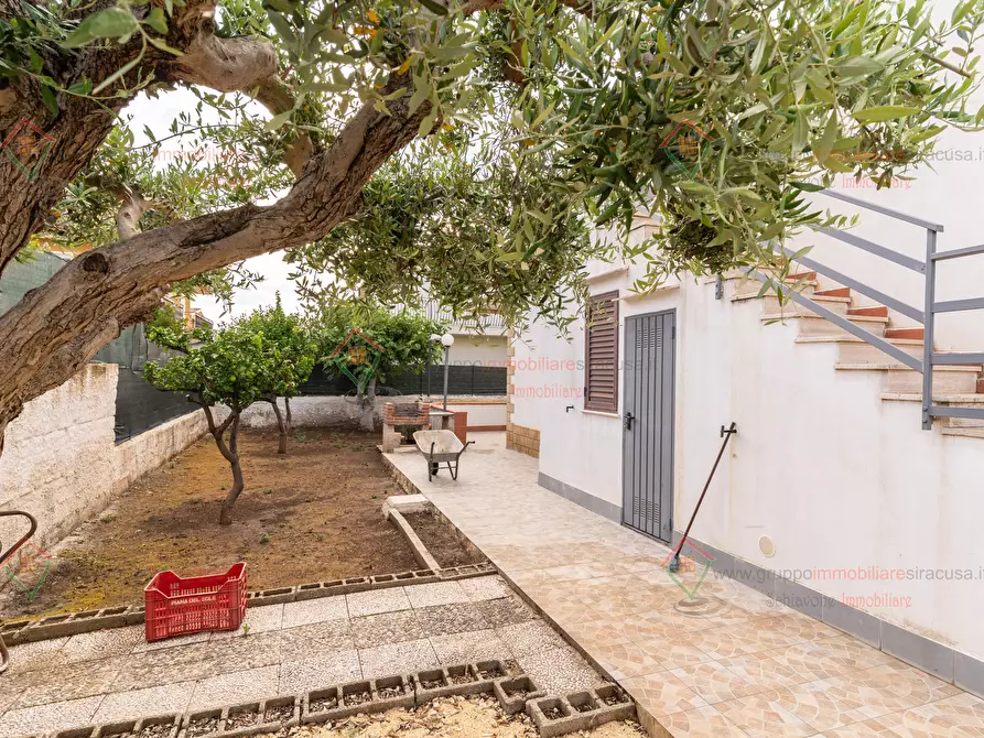 Immagine 24 di Casa indipendente in vendita  a Siracusa