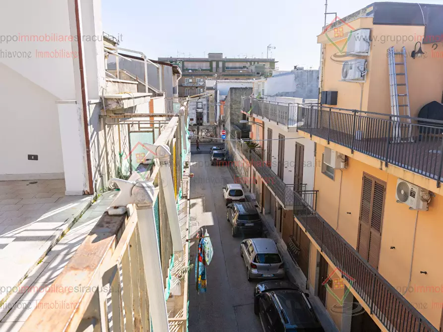 Immagine 19 di Attico in vendita  a Floridia