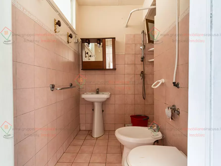 Immagine 9 di Bilocale in vendita  a Siracusa