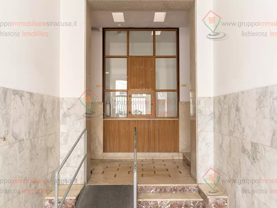 Immagine 21 di Appartamento in vendita  a Siracusa