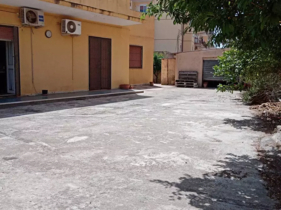 Immagine 67 di Terratetto in vendita  a Siracusa