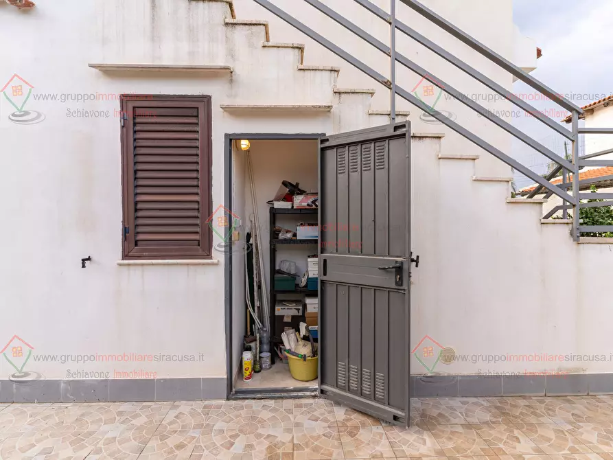 Immagine 23 di Casa indipendente in vendita  a Siracusa