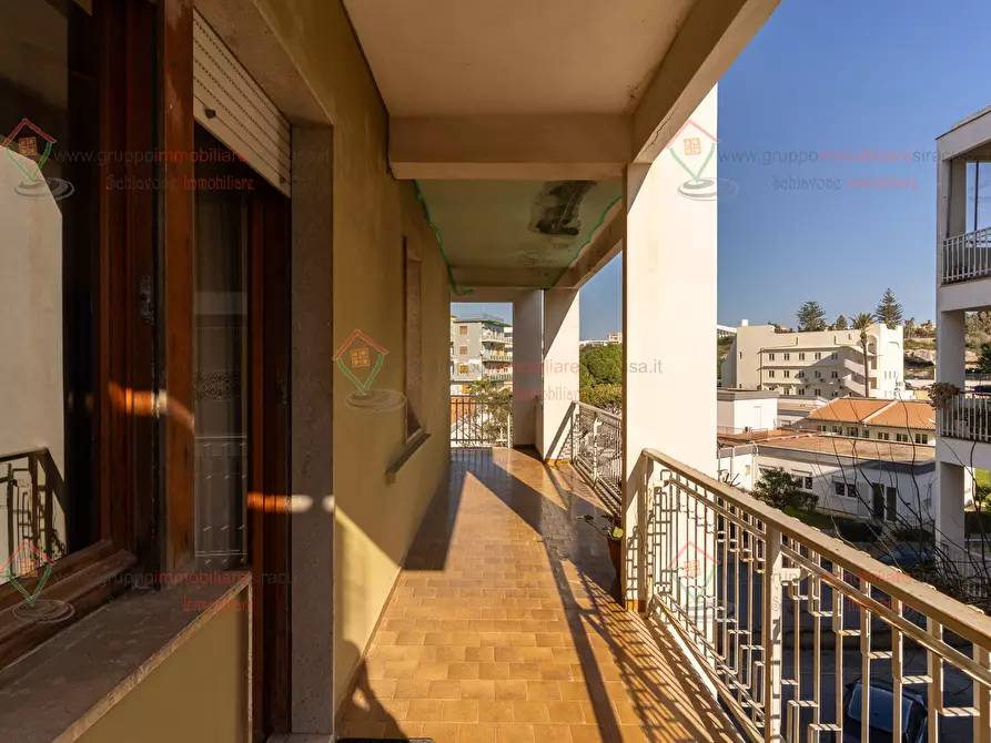 Immagine 28 di Pentalocale in affitto  a Siracusa