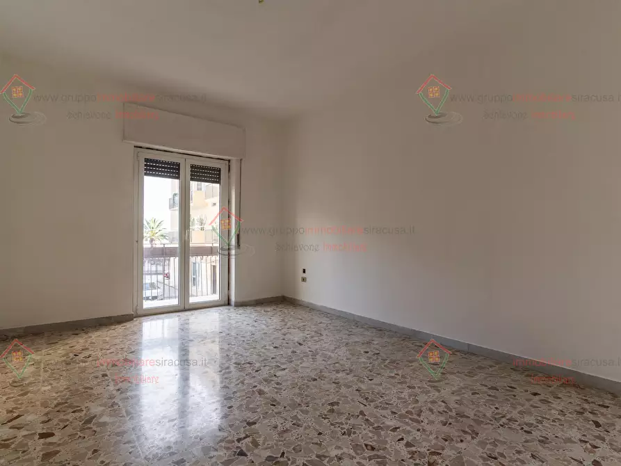 Immagine 3 di Quadrilocale in vendita  a Siracusa