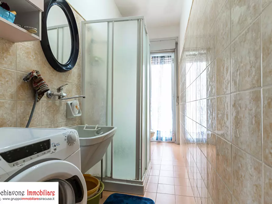 Immagine 11 di Appartamento in vendita  a Siracusa