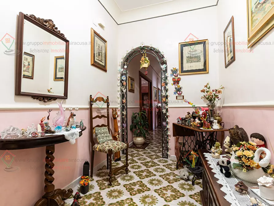 Immagine 3 di Pentalocale in vendita  a Siracusa