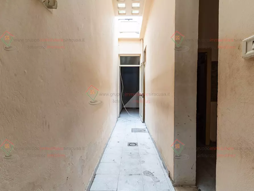 Immagine 10 di Casa indipendente in vendita  a Floridia