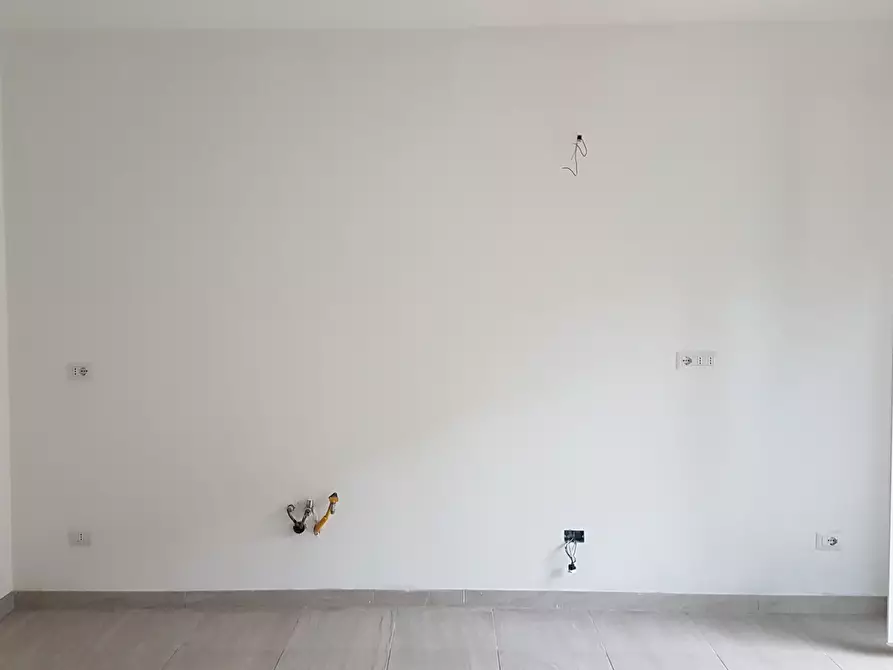 Immagine 17 di Trilocale in affitto  a Siracusa