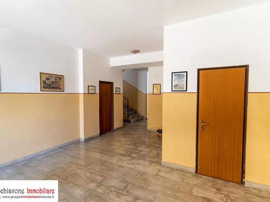 Immagine 27 di Pentalocale in vendita  a Siracusa