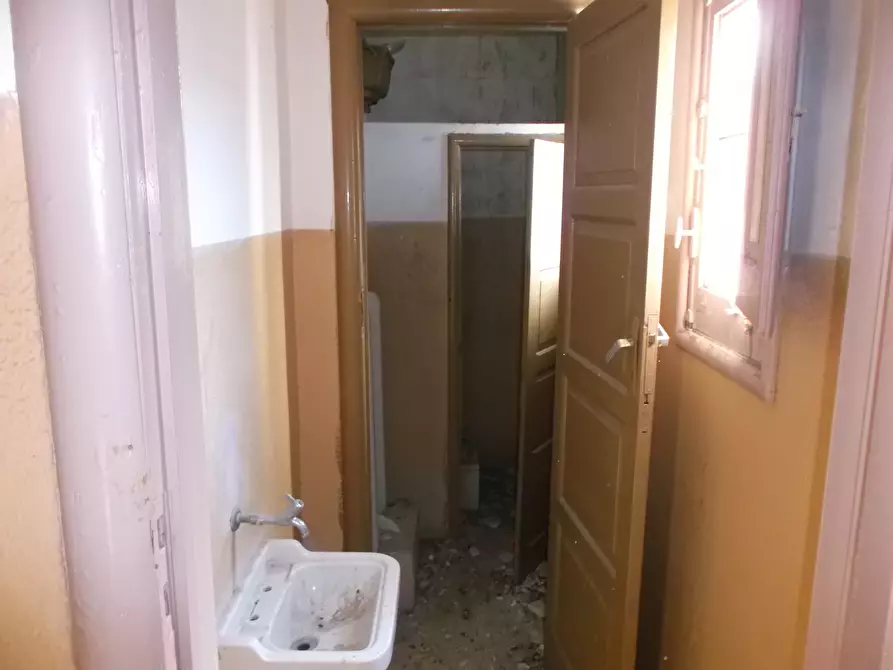 Immagine 21 di Casa indipendente in vendita  a Canicattini Bagni