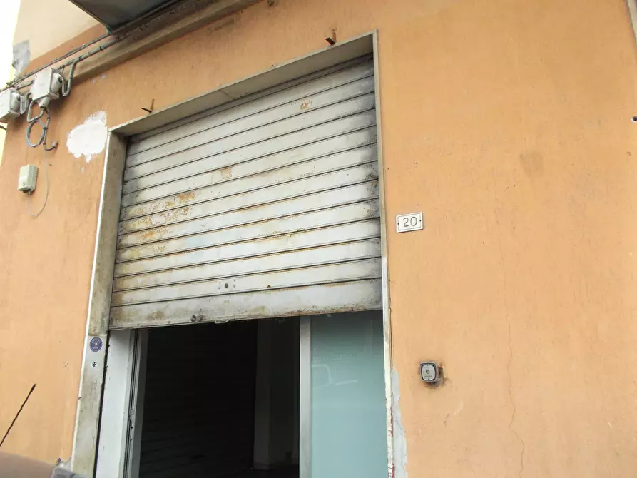 Immagine 9 di Laboratorio in affitto  a Siracusa