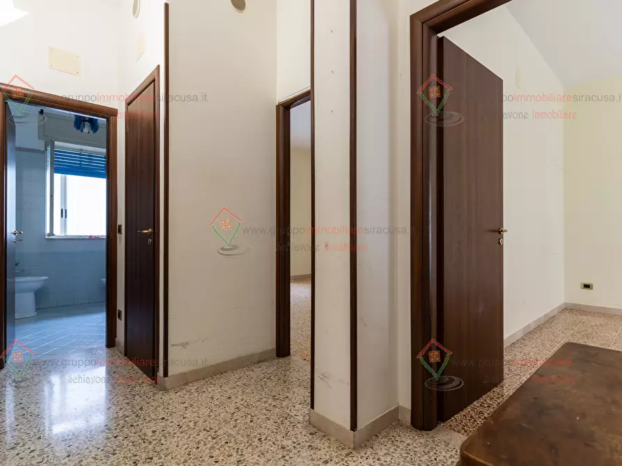 Immagine 1 di Appartamento in vendita  a Siracusa
