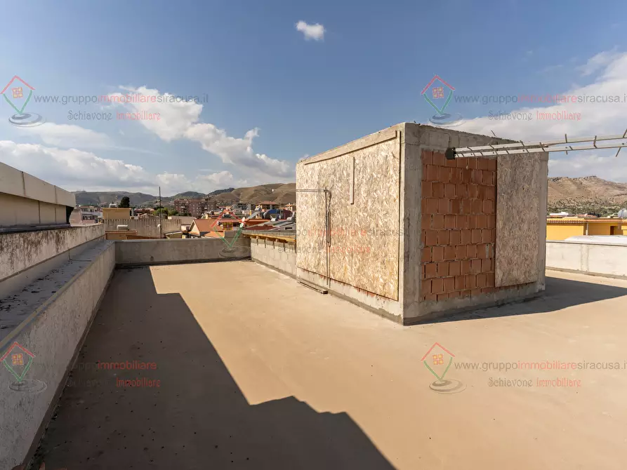 Immagine 29 di Casa indipendente in vendita  a Siracusa