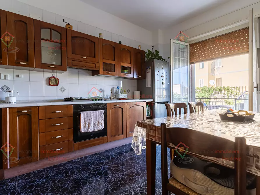 Immagine 3 di Quadrilocale in vendita  a Siracusa