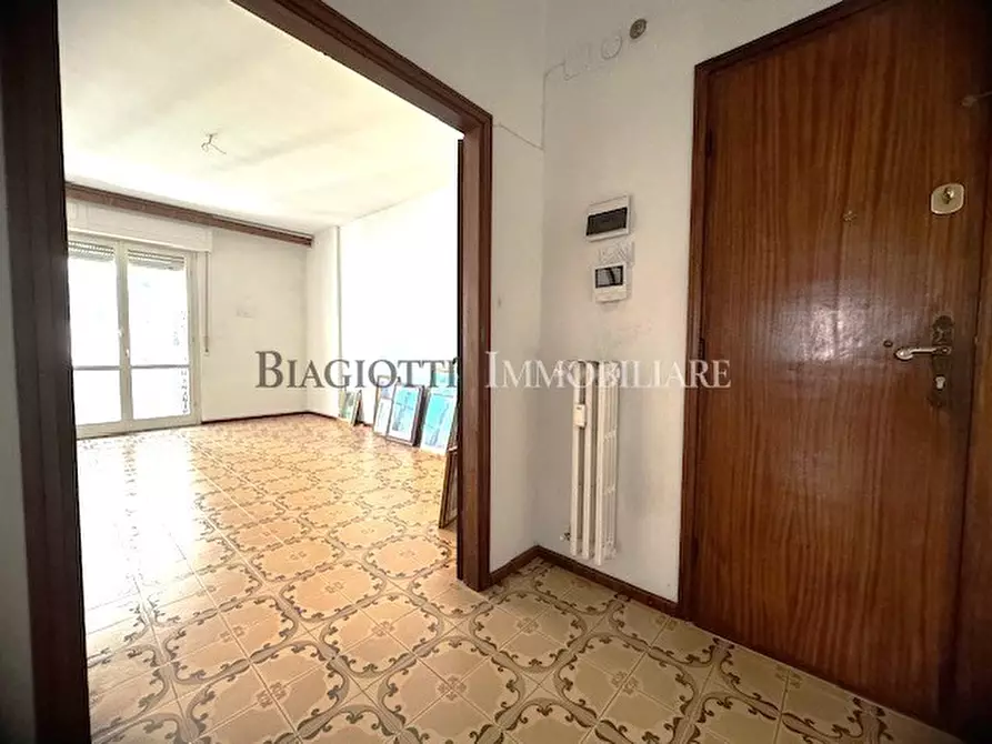 Immagine 9 di Quadrilocale in vendita  a Livorno