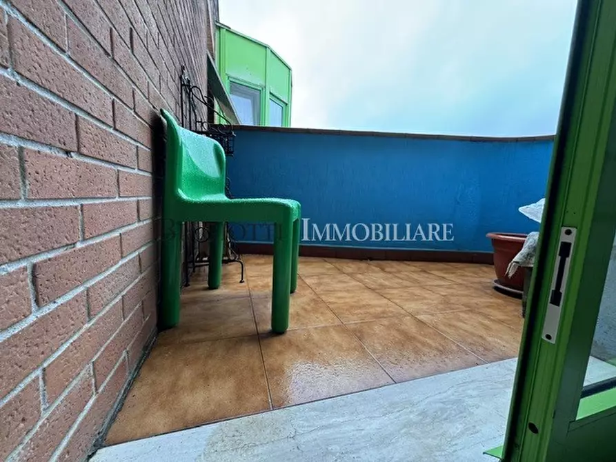 Immagine 20 di Trilocale in vendita  a Livorno