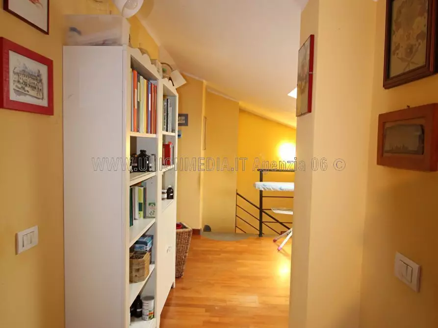 Immagine 30 di Casa indipendente in vendita  a Sarzana