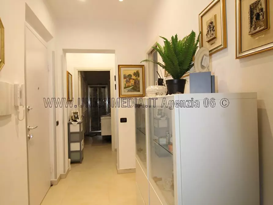 Immagine 18 di Appartamento in vendita  a Sarzana