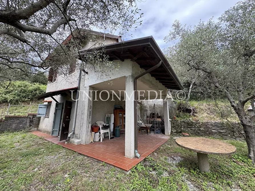 Immagine 4 di Rustico / casale in vendita  in Via Carignano a Fosdinovo