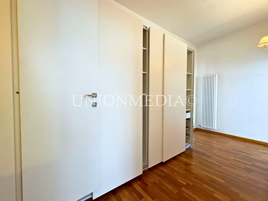 Immagine 11 di Appartamento in vendita  in PIAZZA MATTEOTTI a Sarzana