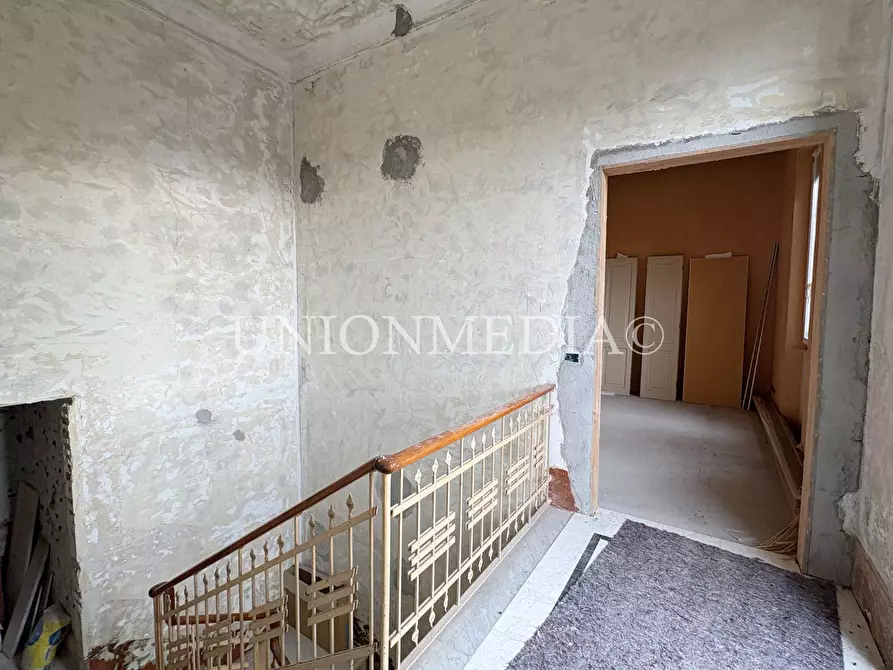 Immagine 15 di Villa in vendita  in Strada Provinciale 28 24 a Ameglia