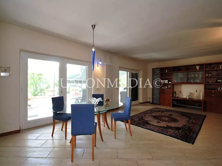 Immagine 14 di Villa in vendita  in Via cappuccini a Sarzana