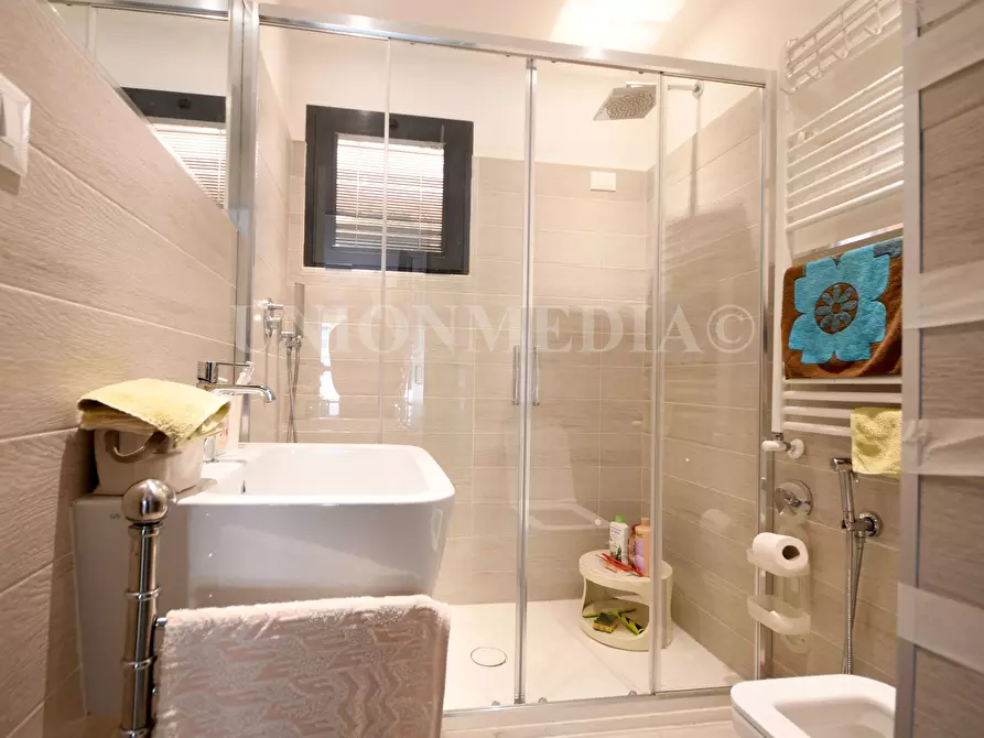 Immagine 7 di Casa semindipendente in vendita  in SP30 213 a Ameglia