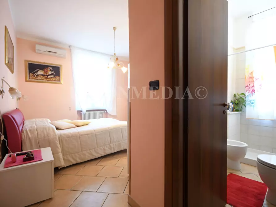 Immagine 27 di Villetta a schiera in vendita  in Via Cisa Traversa III a Sarzana