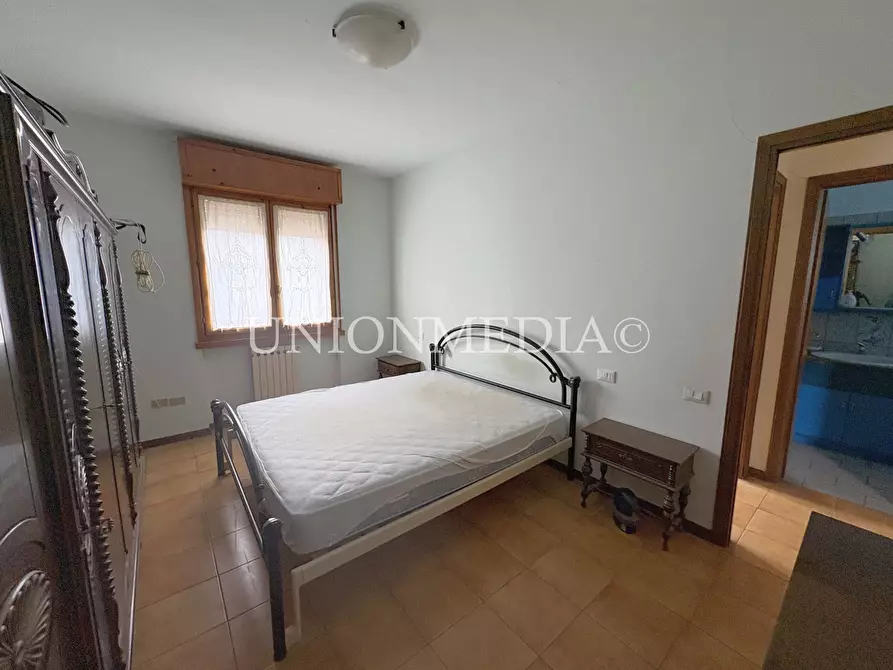 Immagine 13 di Appartamento in vendita  in Via porta parma 12 a Sarzana