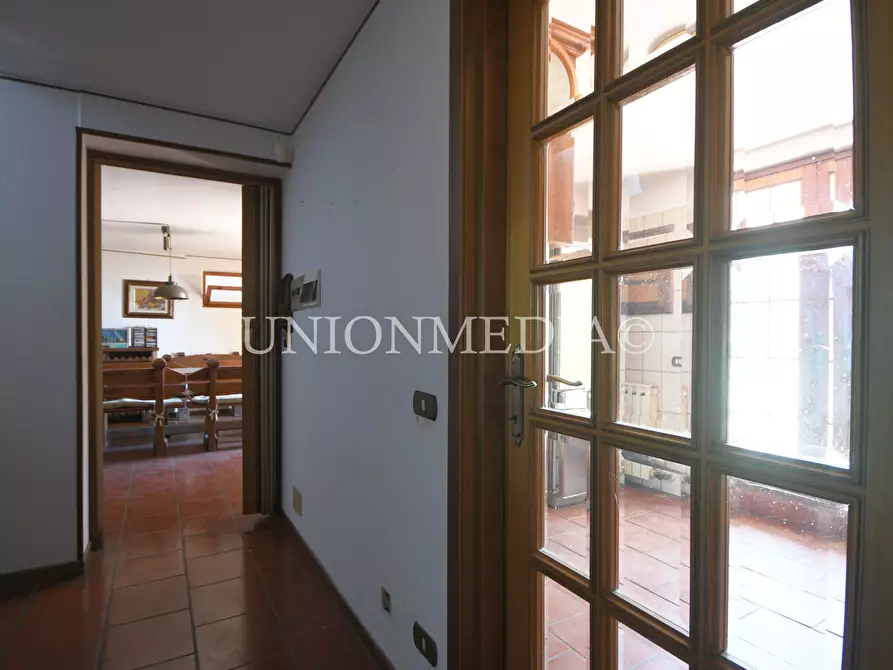 Immagine 13 di Casa indipendente in vendita  a Sarzana