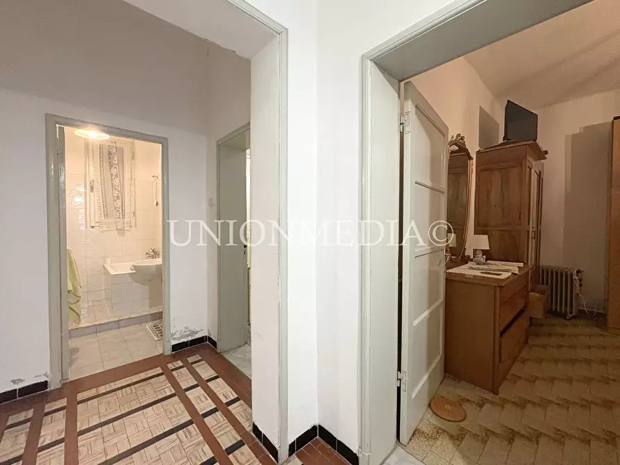 Immagine 37 di Casa indipendente in vendita  in Via Luciano Tavilla a Santo Stefano Di Magra