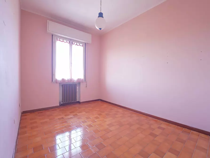 Immagine 15 di Quadrilocale in vendita  in Via Giovanni Ruffini 9 a Rimini