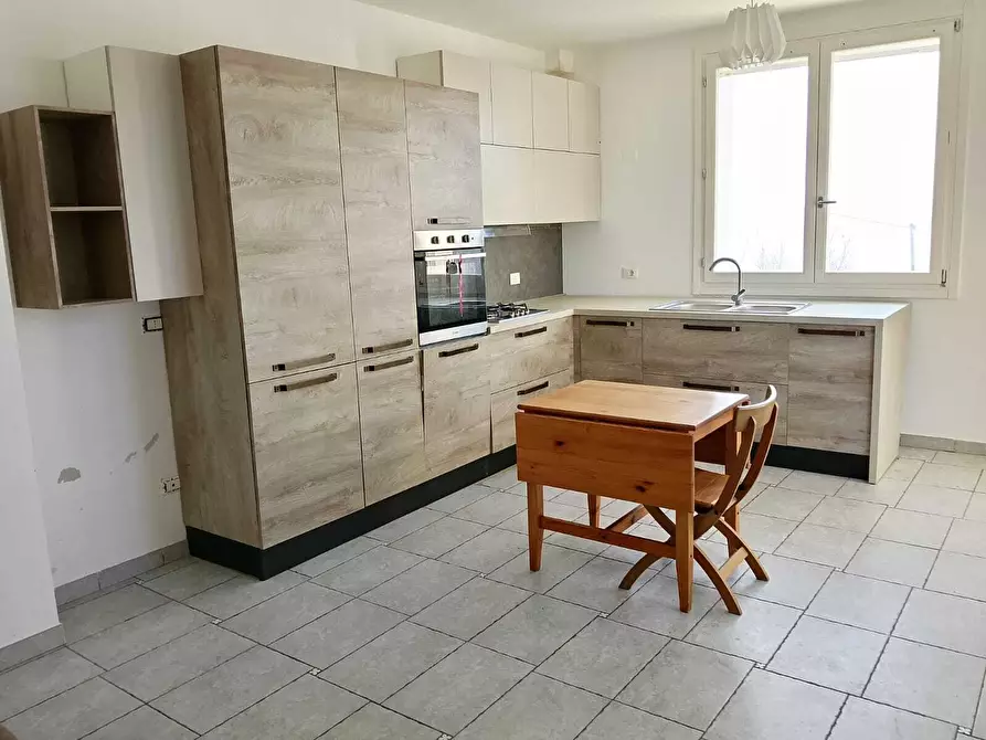 Immagine 1 di Trilocale in vendita  in Via Madonna del Fiore 8 a Borghi