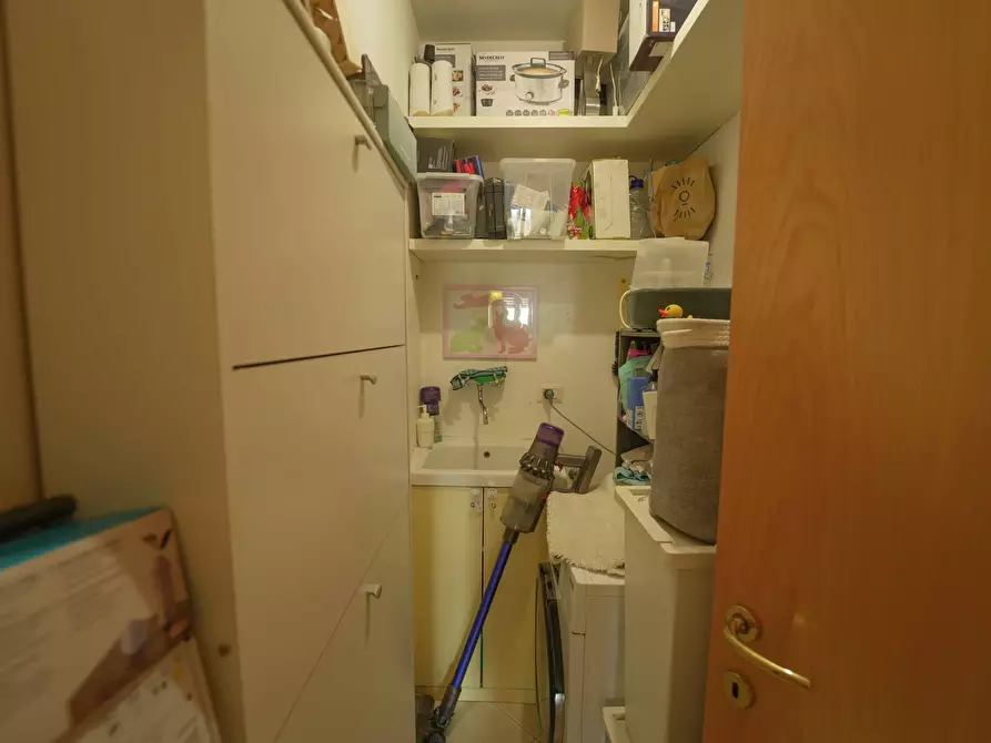 Immagine 18 di Trilocale in vendita  in Via Baracchi 10 a Rimini