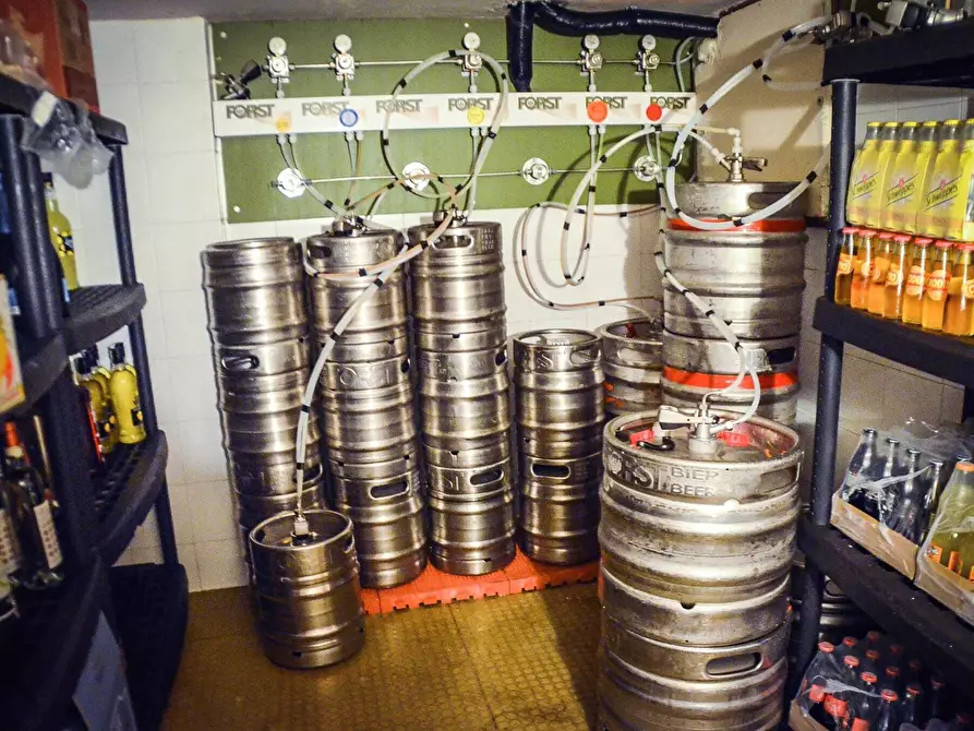 Immagine 28 di Bar / Ristorante in vendita  a Rimini