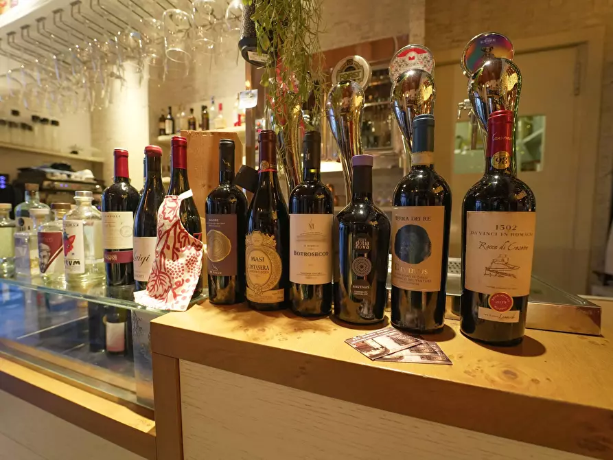 Immagine 20 di Bar / Ristorante in vendita  in Via Cesare Battisti 23 a Santarcangelo Di Romagna